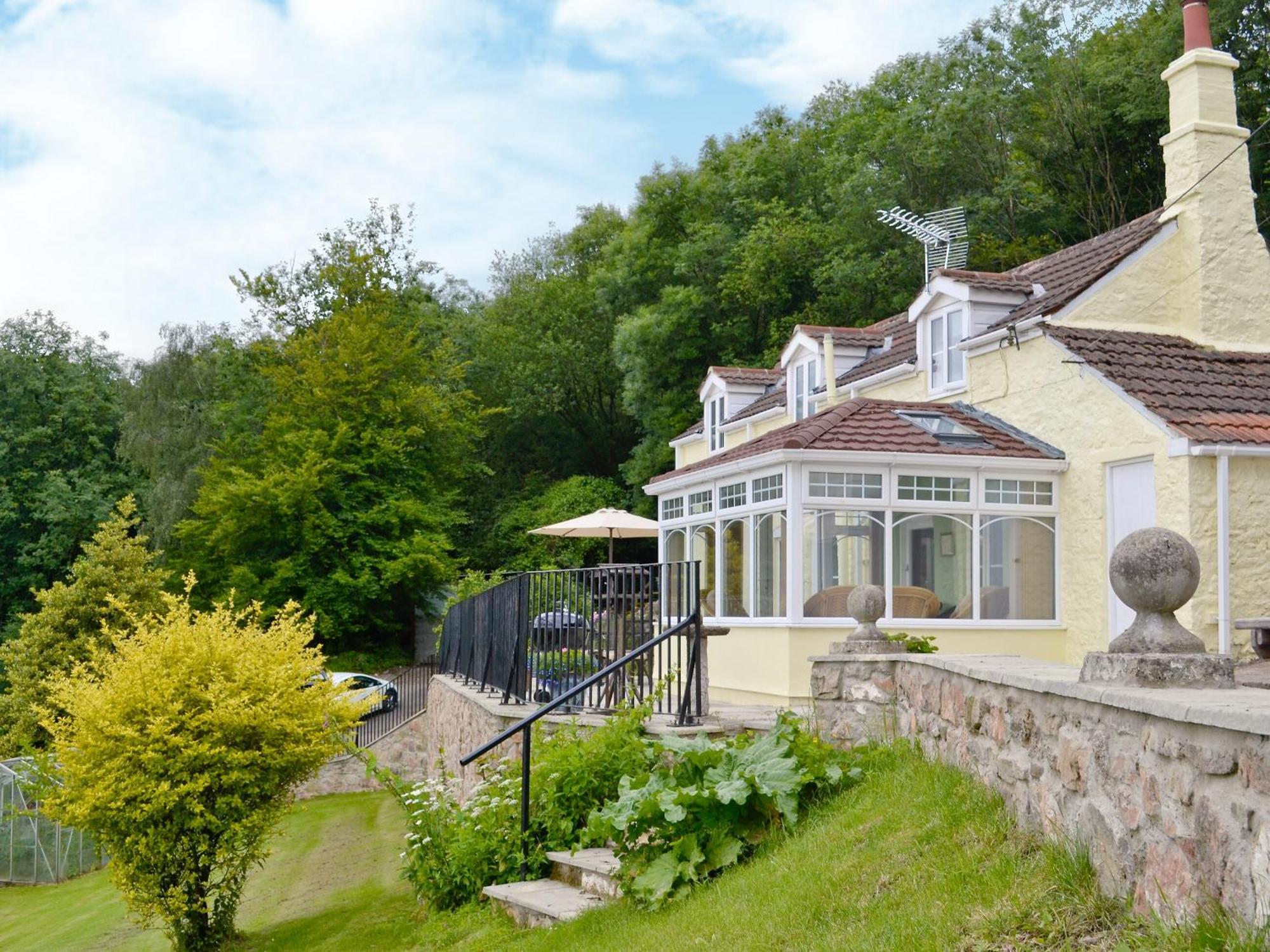 Villa Thornhill Whitchurch  Exterior foto